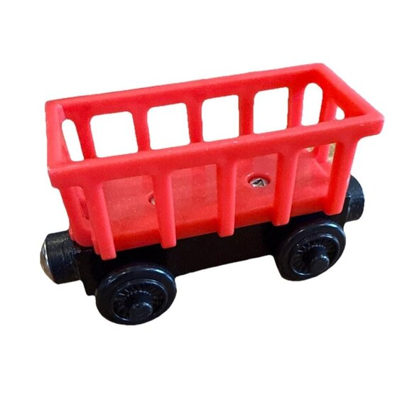 Thomas & Friends Wooden Railway Tank Train - Red Circus Car Only Y5020 Brio - Picture 1 of 6